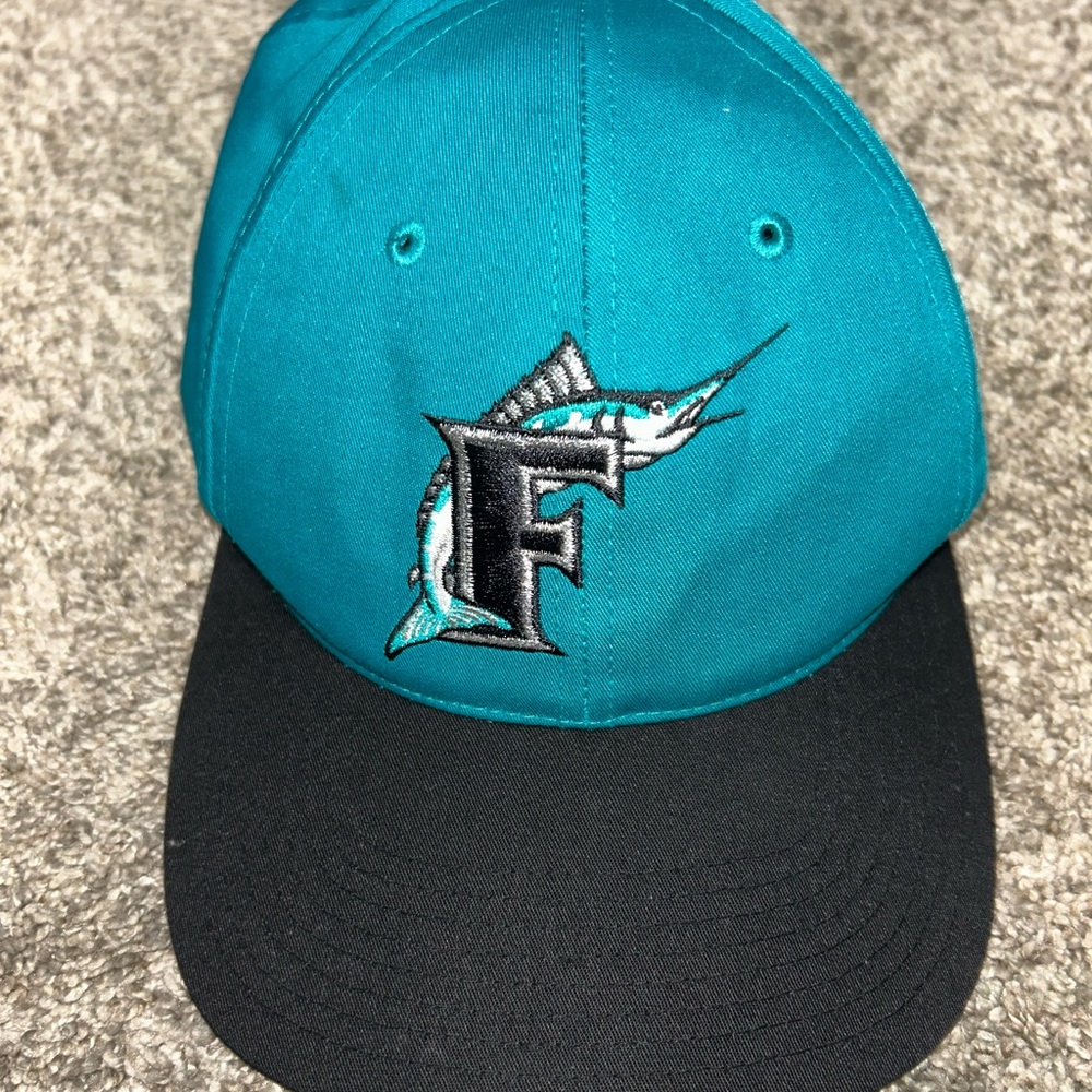 Vintage Marlins hat